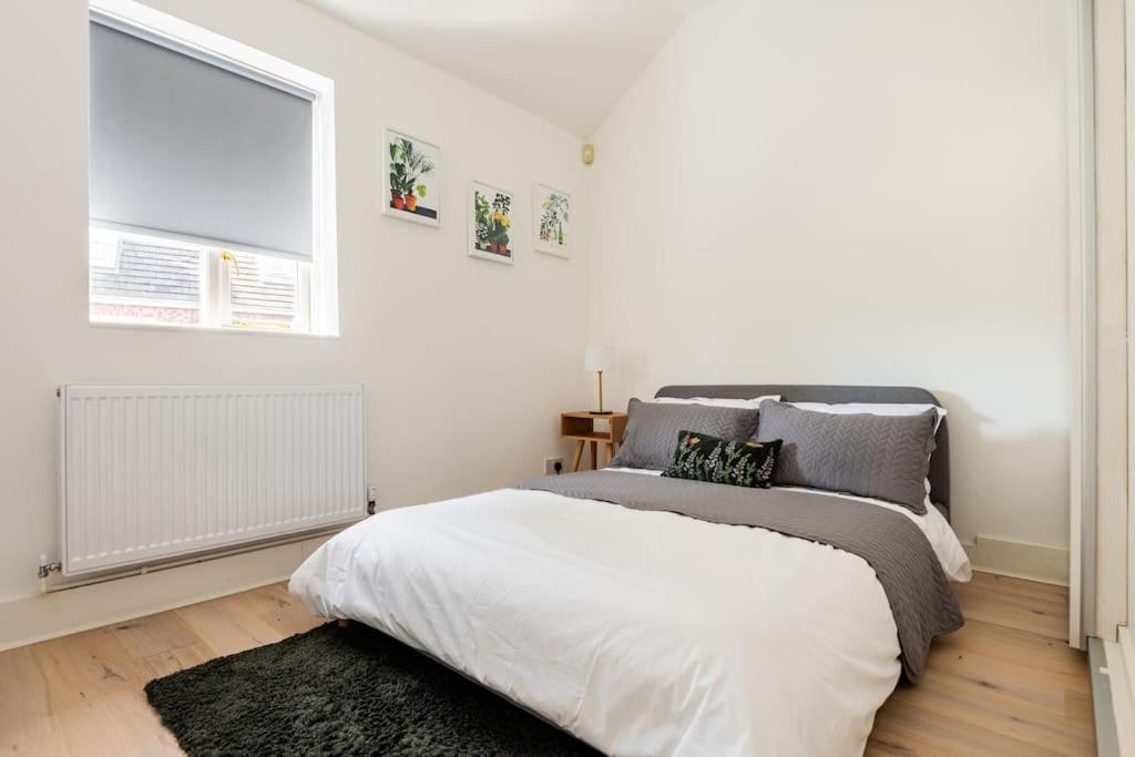2bd Mews House, Wanstead