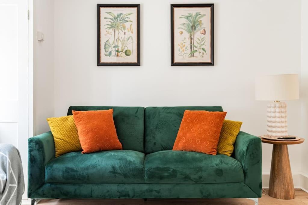 2bd Mews House, Wanstead Casa vacanze Londra